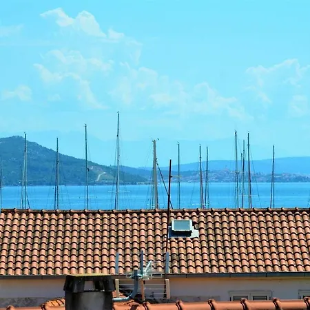 Beautiful Sea-view In Croatia Marina (Bossoglina)
